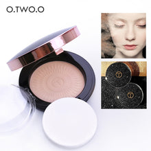 Încarcă imaginea în vizualizatorul Galerie, O.TWO.O makeup diamond face powder 8 hours long wearing matte pressed powder 2 colors natural mineral powder OT019
