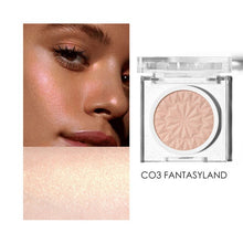 Încarcă imaginea în vizualizatorul Galerie, FOCALLURE Glitter Face Highlighter Easy to Wear Long-lasting Shiny Illuminator Smooth Powder palette
